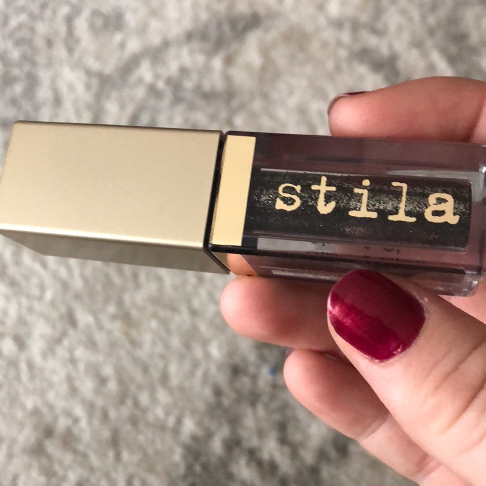 STILA! molten midnight 😍😍😍 NEW